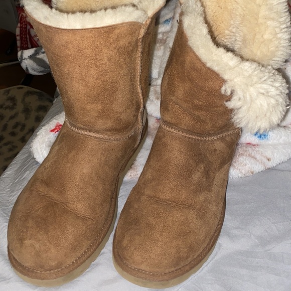 Bailey button ugg boots - Picture 6 of 8